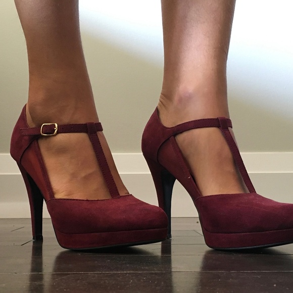 Maroon Heels - Picture 1 of 1